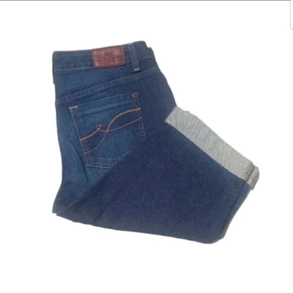 DKNY Shorts Jean Women's 6 Dark Wash Bermuda Zip and Button Up - Picture 2 of 10